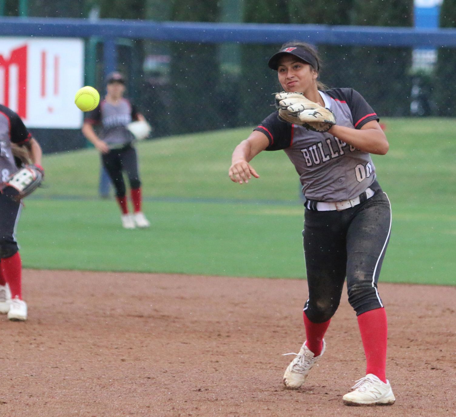 Late rally falls short, Bullpups end season as runner-up in Division II
